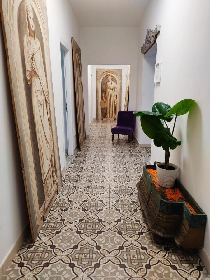 B&B Le Muse Кротоне Экстерьер фото
